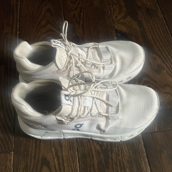 On Women's White Athletic Shoes - Picture 2 of 5